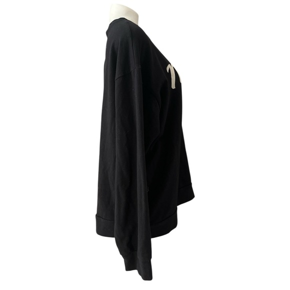 Carly Jean Los Angeles Malibu Black Graphic Sweatshirt Pullover Size S - Picture 3 of 11